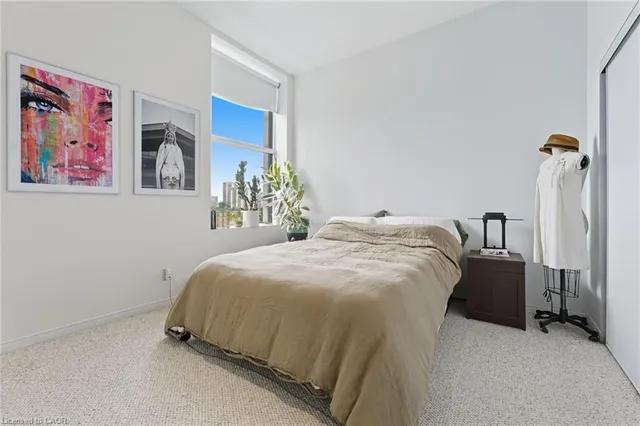 Additional image 19 of 36 James St Unit 709