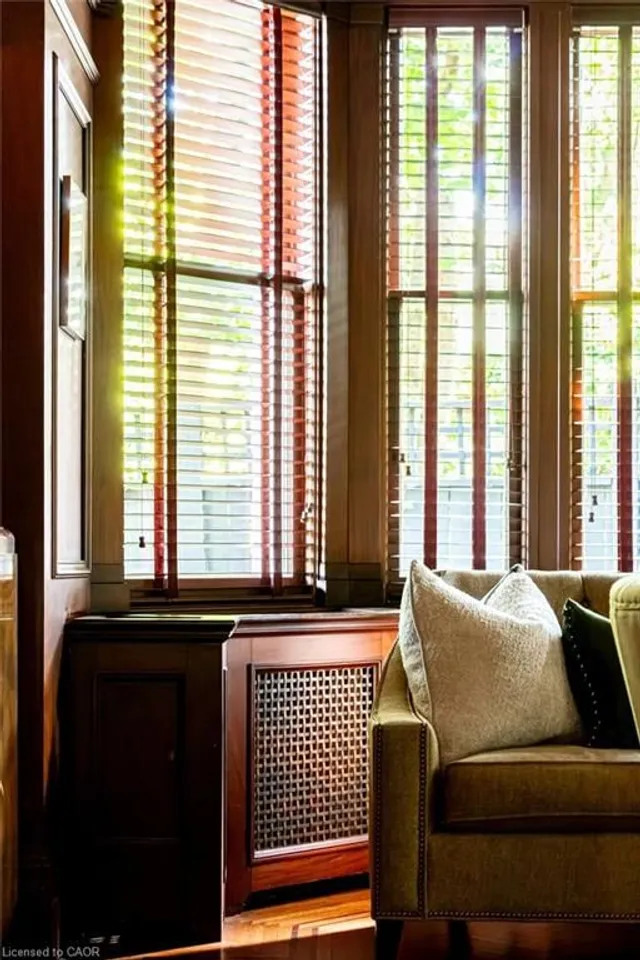 Additional image 15 of 77 Claremont Dr