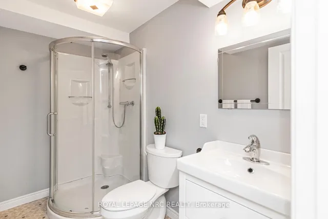 Additional image 30 of 45 Seabreeze Cres Unit 22