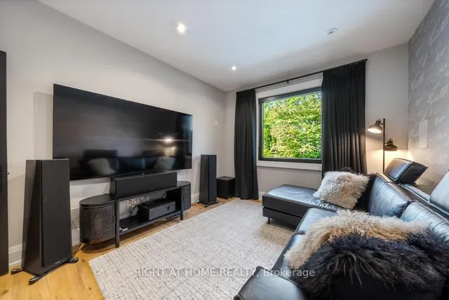 Additional image 13 of 166 Foxridge Dr