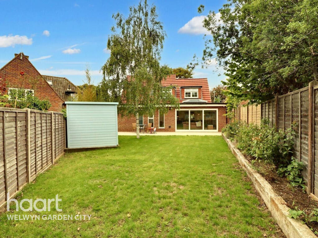 Additional image 29 of Peartree Lane, Welwyn Garden City