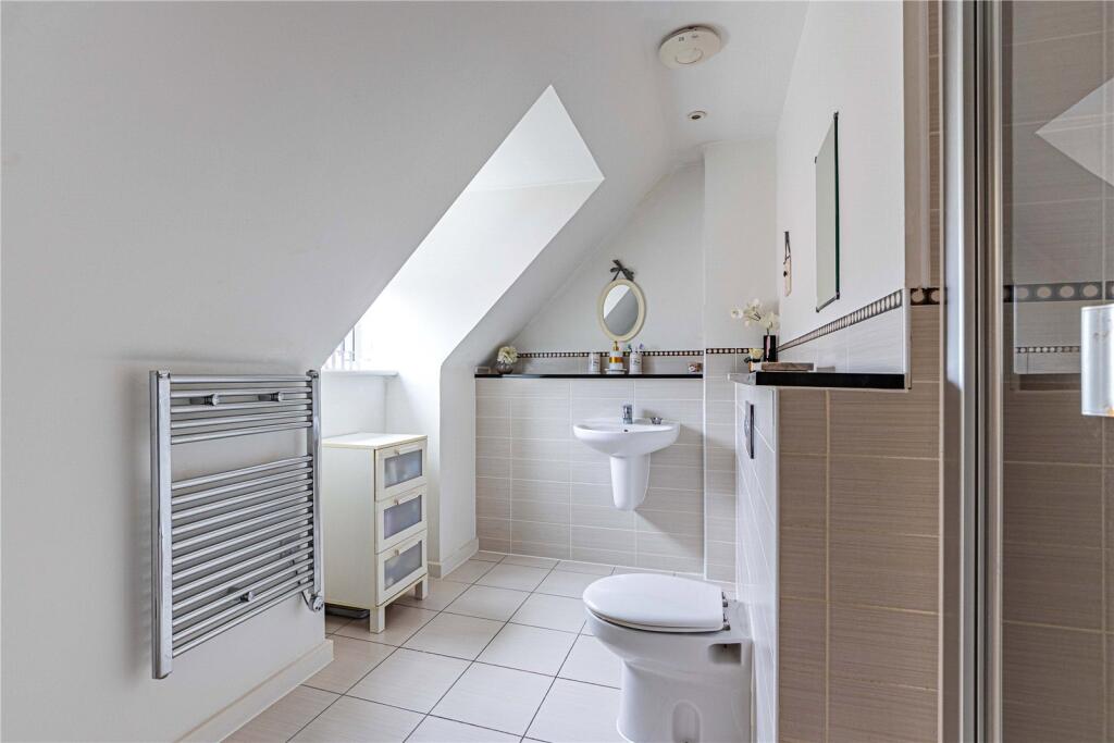 Additional image 12 of Centaures Square, Frogmore, St Albans, Hertfordshire, AL2