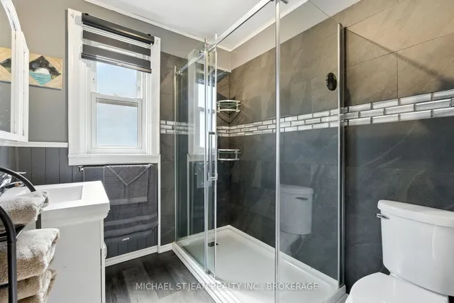 Additional image 9 of 313 Graham Ave