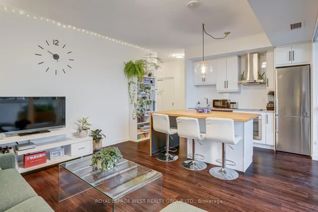 Additional image 6 of 2087 Fairview St Unit 1002