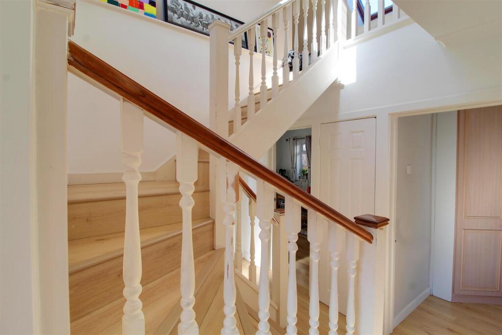 Additional image 13 of The Gardens, Brookmans Park