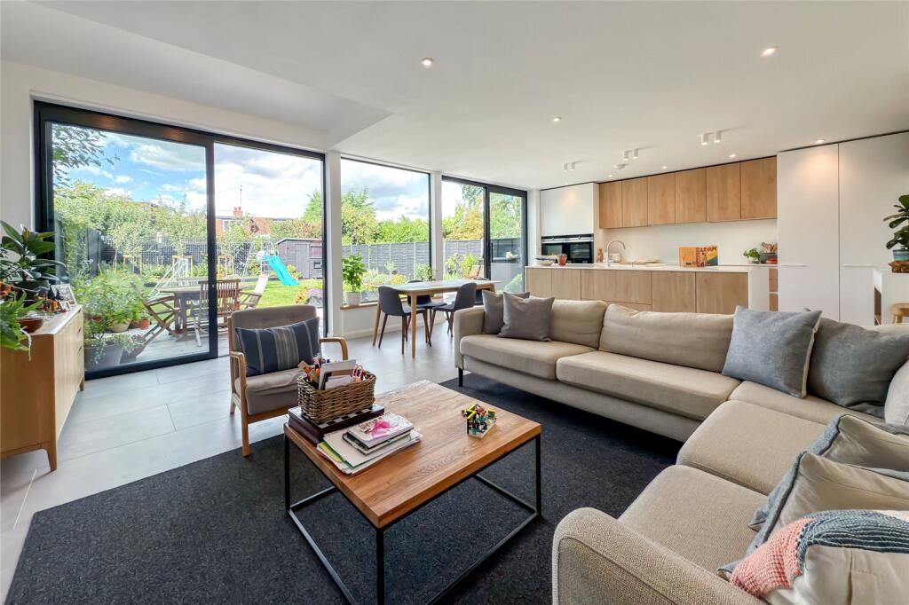 Additional image 5 of Park Hill, Harpenden, Hertfordshire, AL5