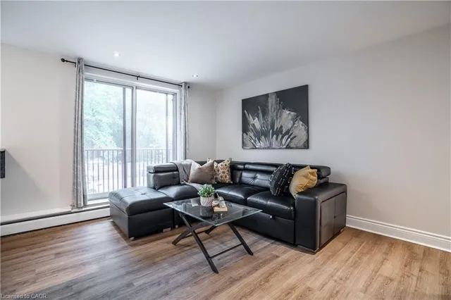 Additional image 9 of 141 Catharine St Unit 204