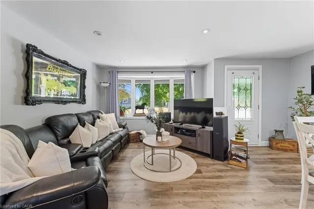 Additional image 11 of 146 Lynden Rd