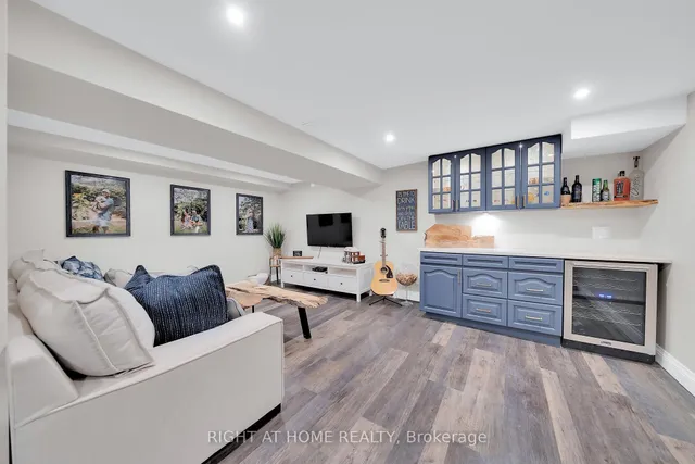 Additional image 25 of 2301 Cavendish Dr Unit 129