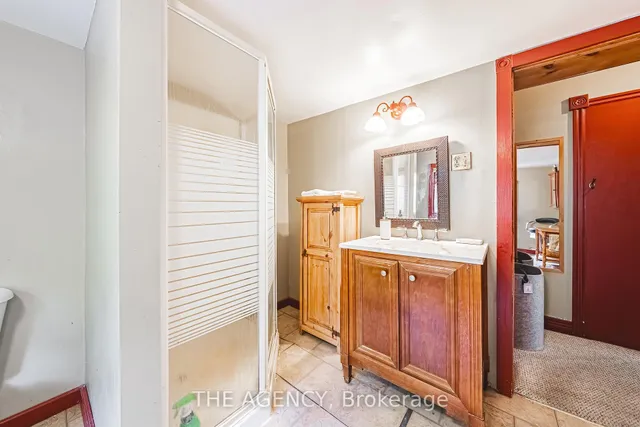 Additional image 11 of 327 Campbell Ave