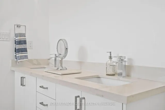 Additional image 34 of 4 Great Falls Blvd