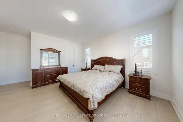 Additional image 25 of 153 Whitlock Ave