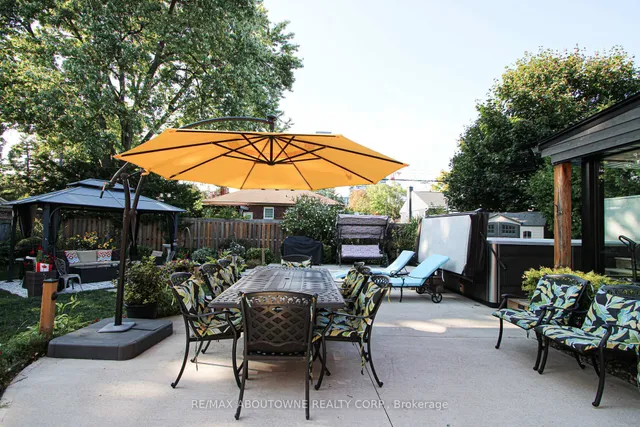 Additional image 42 of 2105 Maplewood Dr