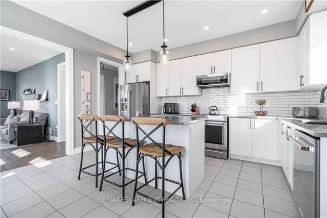 Additional image 15 of 253 Kinsman Dr