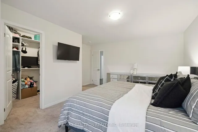 Additional image 19 of 233 Kinsman Dr