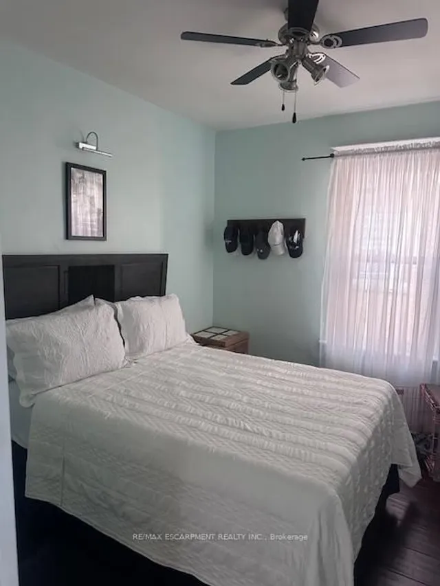 Additional image 15 of 84 Barons Ave