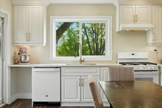 Additional image 11 of 293 Regional Rd 20