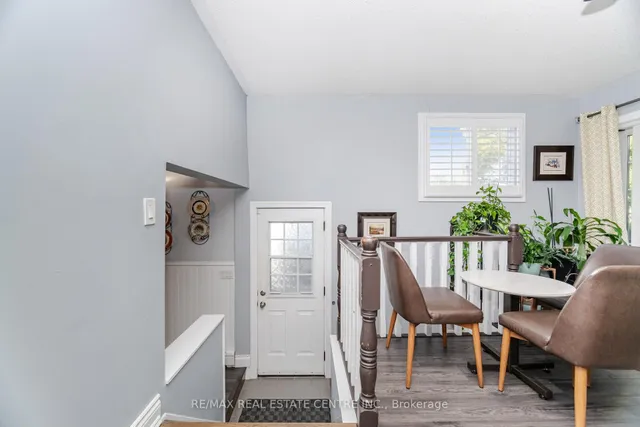 Additional image 18 of 91 East 44th St