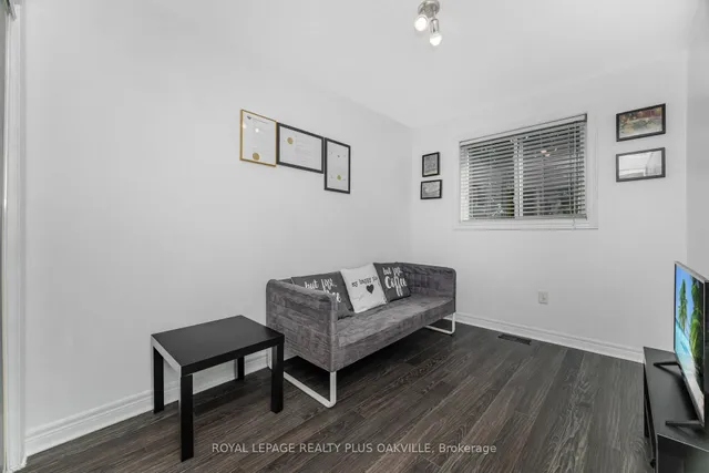 Additional image 30 of 1248 Guelph Line Unit 5