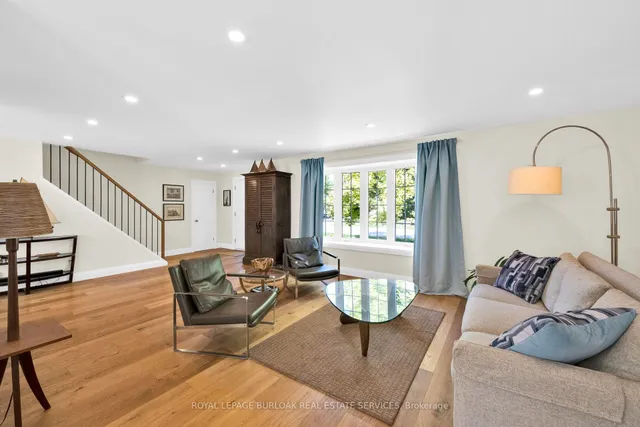 Additional image 18 of 912 Boothman Ave