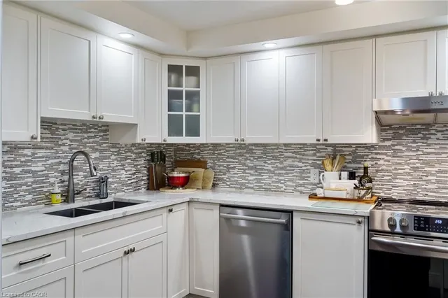 Additional image 22 of 150 Wilson St Unit 301