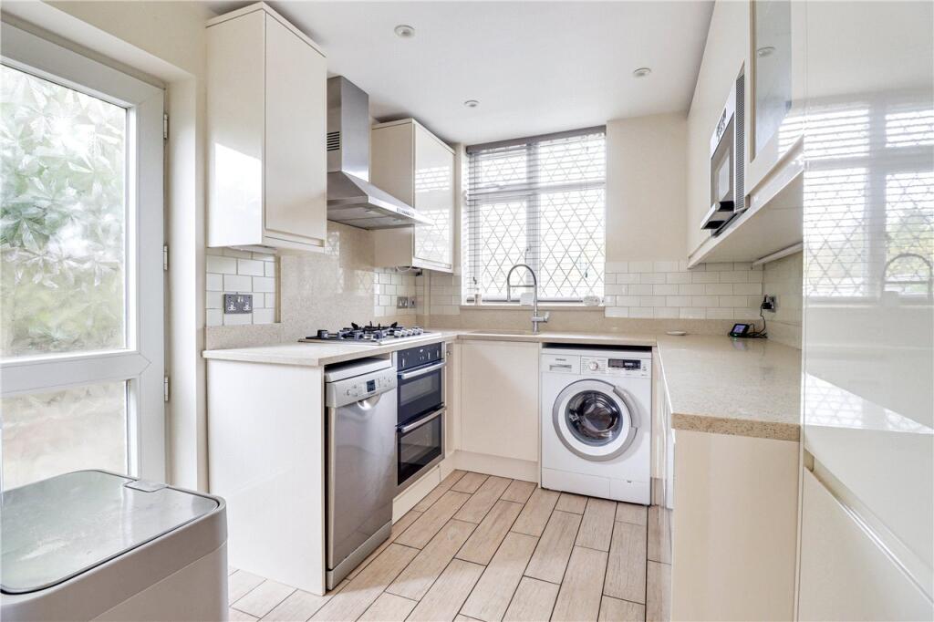 Additional image 14 of Bullens Green Lane, Colney Heath, St. Albans, AL4 0QR