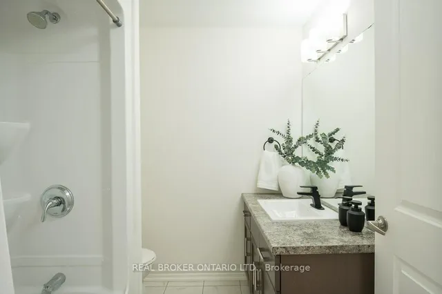 Additional image 15 of 650 Sauve St Unit 302