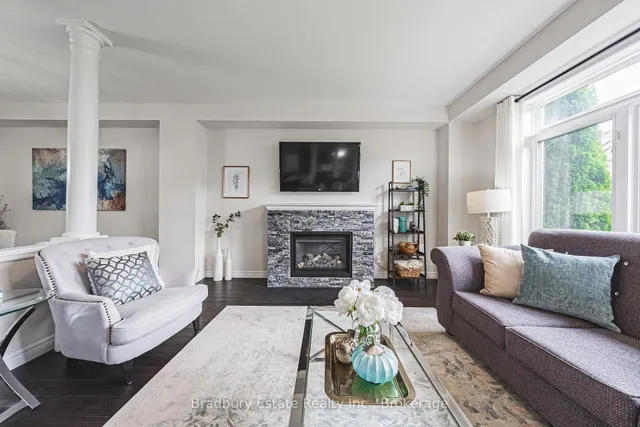 Additional image 8 of 11 Weathering Hts