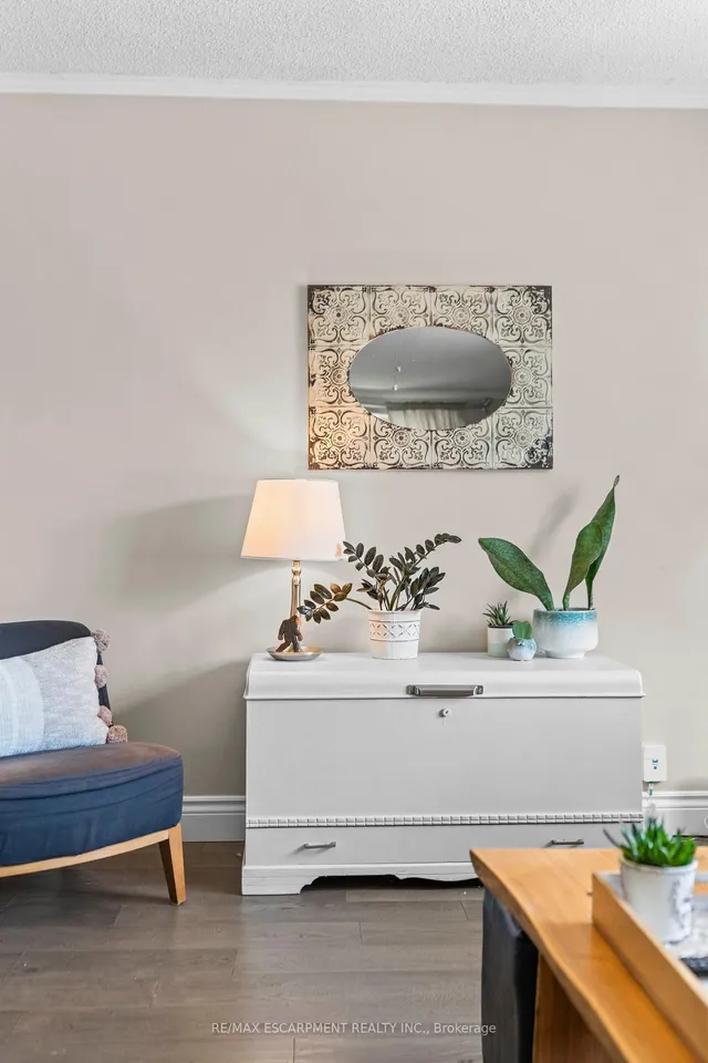 Additional image 14 of 48 Franklin Ave