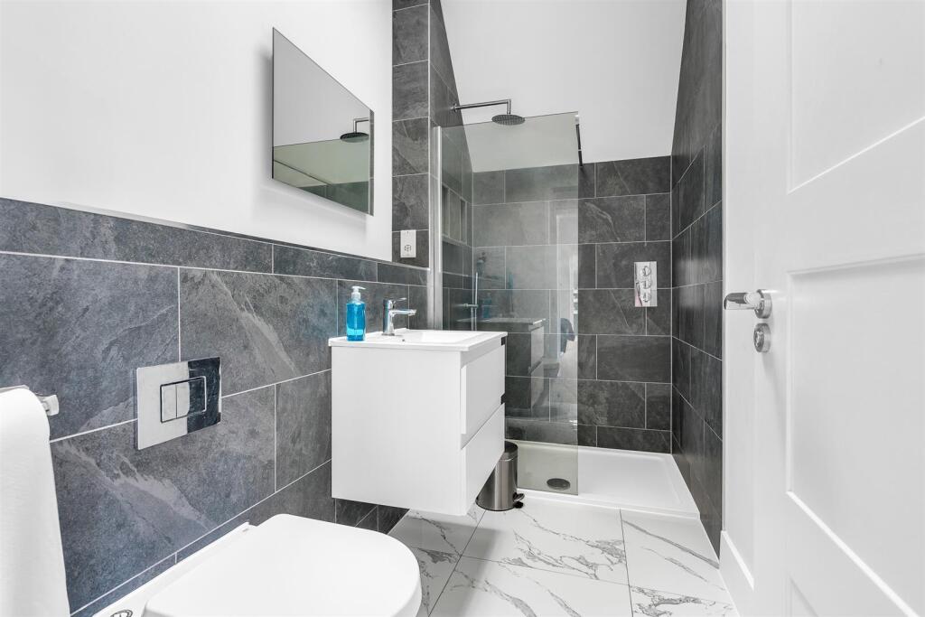 Additional image 10 of Codicote Road, Welwyn