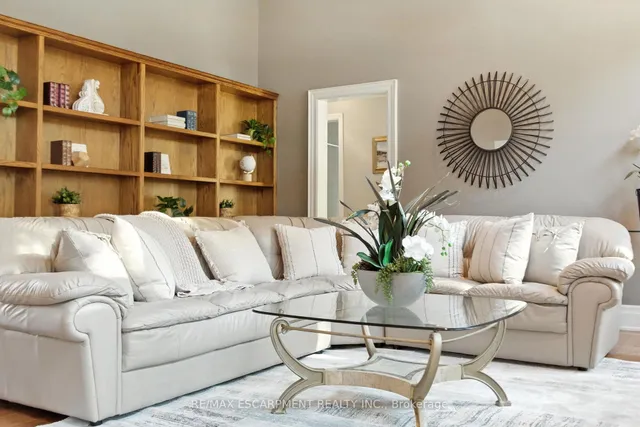 Additional image 12 of 320 Fiddler's Green Rd