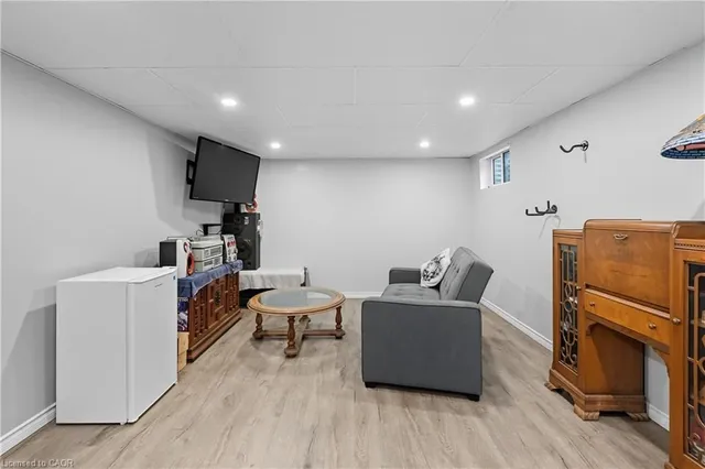 Additional image 33 of 151 Gateshead Cres Unit 30