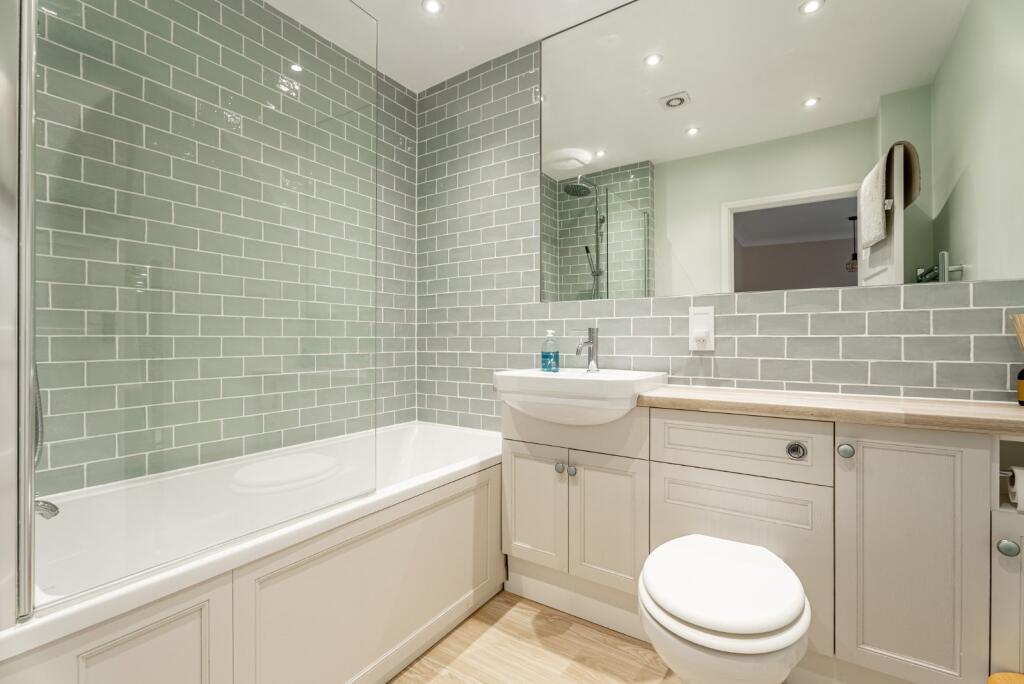 Additional image 17 of Conquerors Hill, Wheathampstead, St. Albans, Hertfordshire, AL4