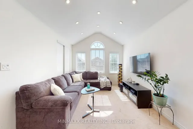 Additional image 23 of 257 Hinton Terr