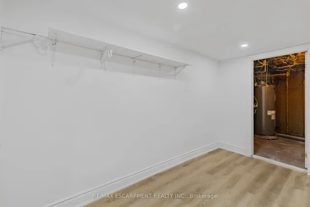 Additional image 27 of 585 Fifth Rd