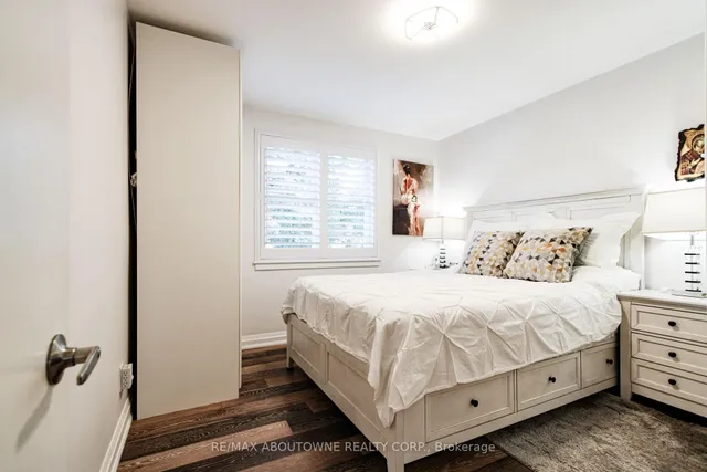 Additional image 19 of 2105 Maplewood Dr