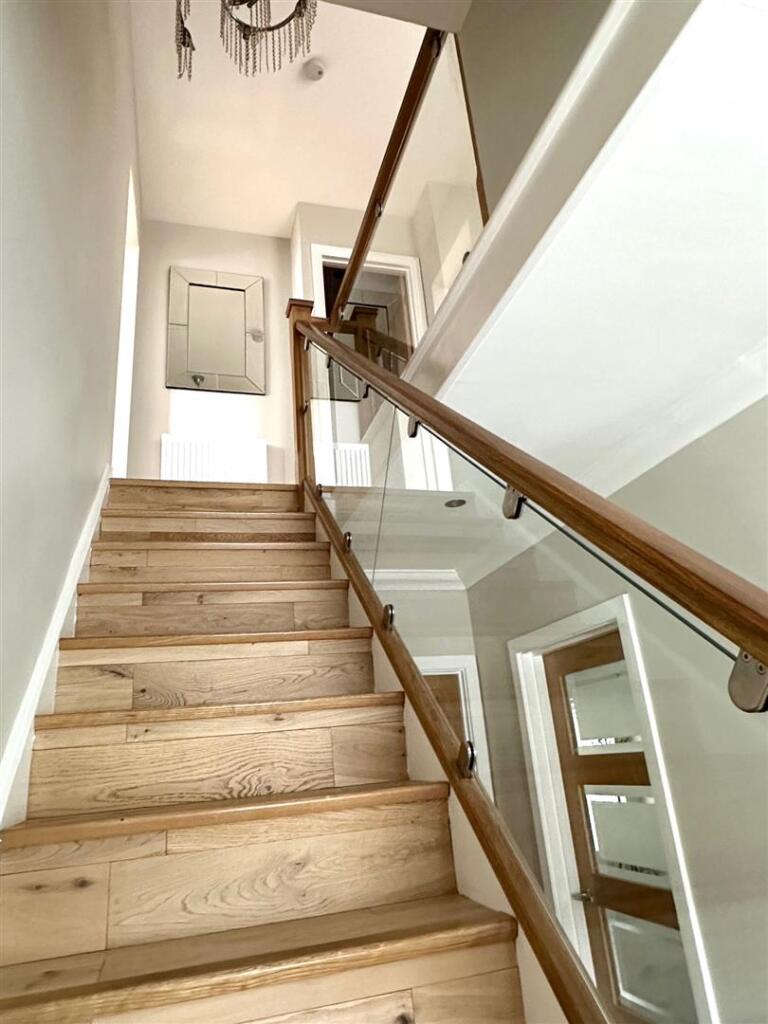Additional image 13 of Clarence Road, Harpenden