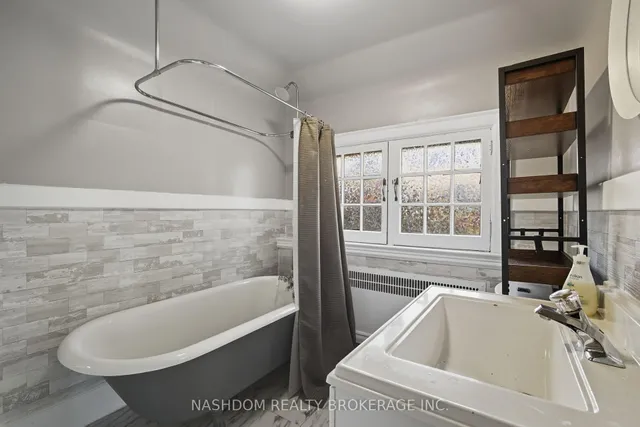 Additional image 33 of 151 Delaware Ave