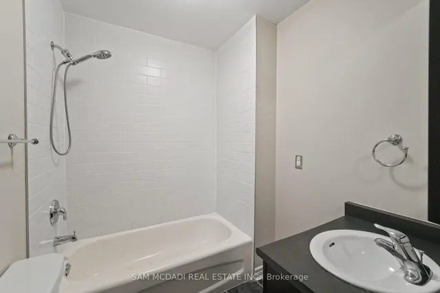 Additional image 13 of 80 King William St Unit 301