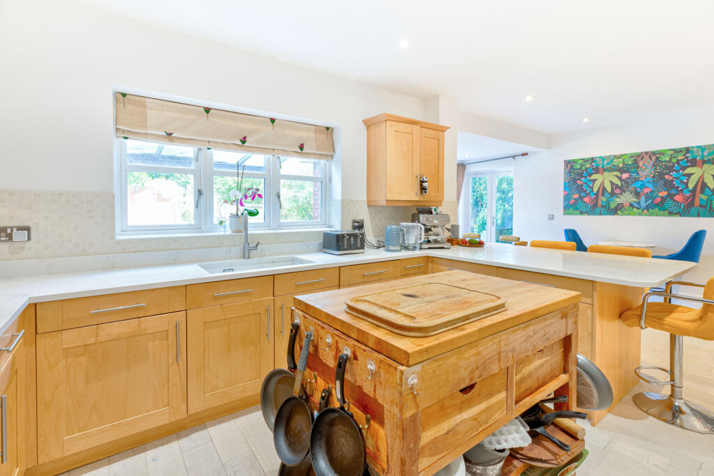 Additional image 5 of Rosemary Drive, London Colney, St. Albans, Hertfordshire, AL2