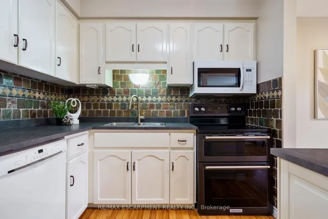 Additional image 13 of 85 Chelsea Cres