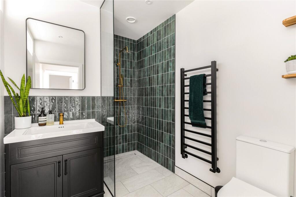 Additional image 18 of Reynards Road, Welwyn, Hertfordshire, AL6