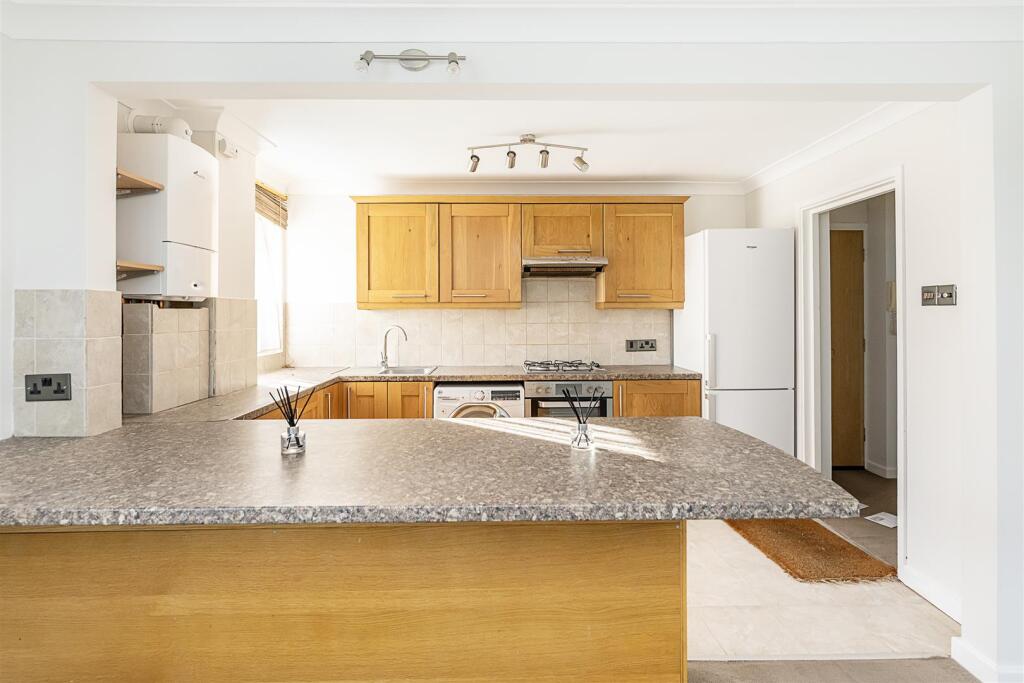 Additional image 9 of Crosthwaite Court, Harpenden