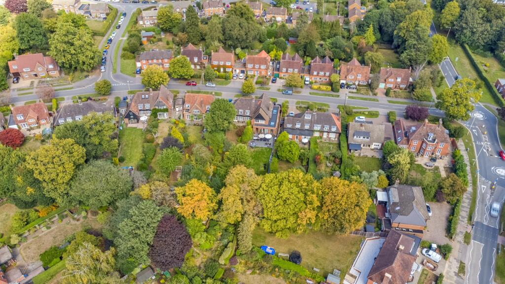 Additional image 24 of Coneydale, Welwyn Garden City, Hertfordshire, AL8 7RX