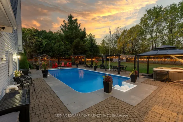 Additional image 46 of 24 Meander Clse