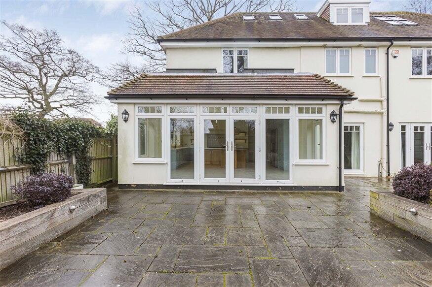 Additional image 26 of Roundwood Park, Harpenden, AL5