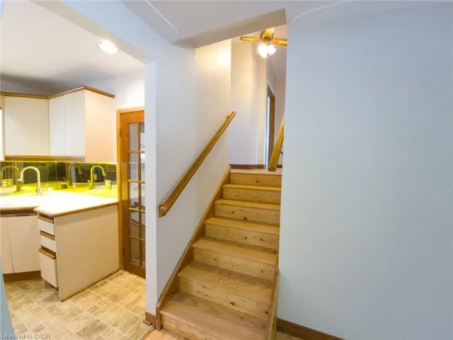 Additional image 26 of 164 Laurier Ave