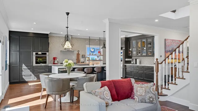 Additional image 14 of 47 Livingstone Dr