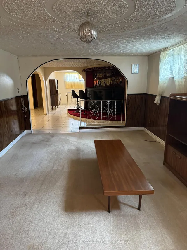 Additional image 22 of 31 Adair Ave