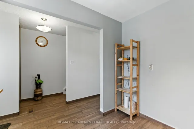 Additional image 13 of 387 Franklin Rd